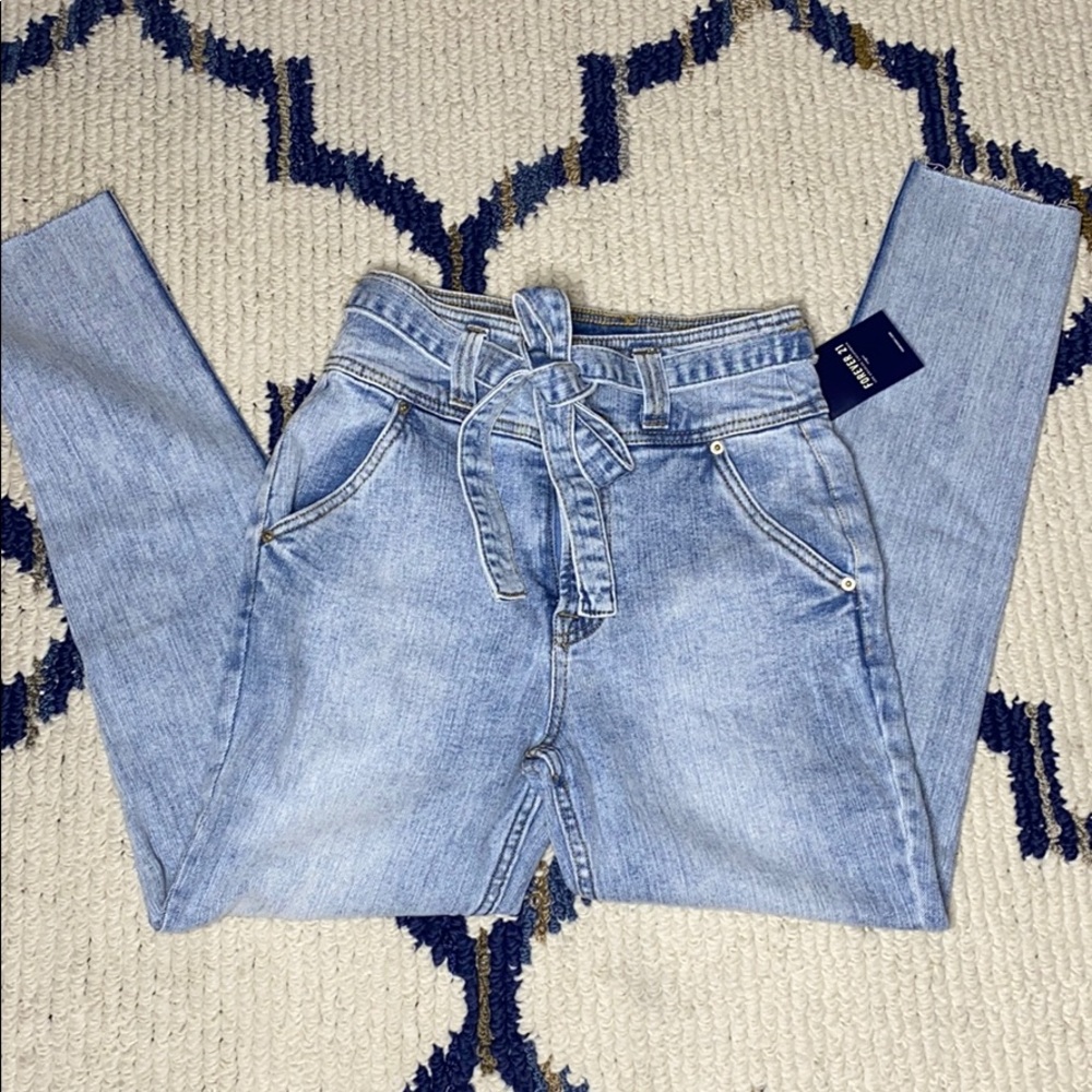 Forever 21 denim washed jeans